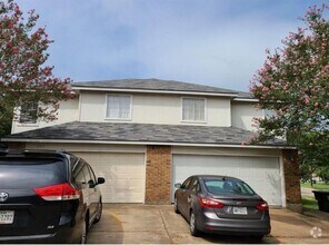 Building Photo - 1027 Sagewood Trail