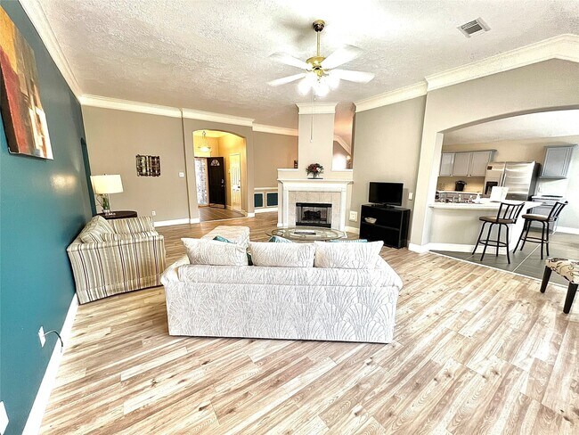 Building Photo - 21106 Rushing Creek Ln