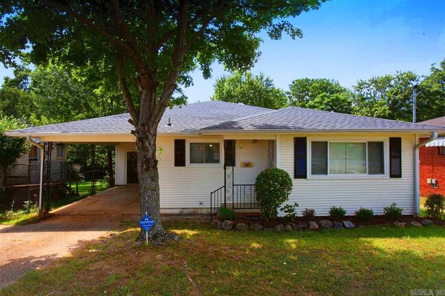 Primary Photo - 5113 Allen St
