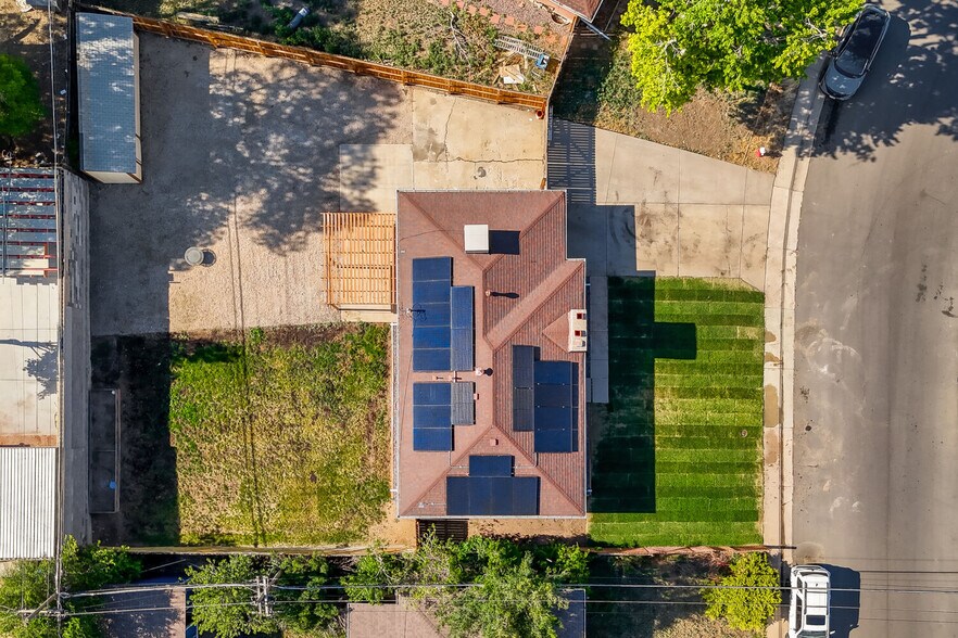 Aerial View (Solar Panels) - 8063 Wyandot St
