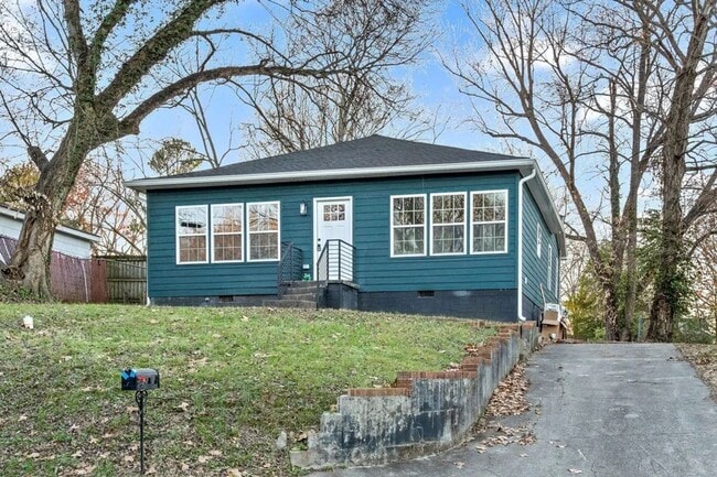 Building Photo - 828 Gracey Ave