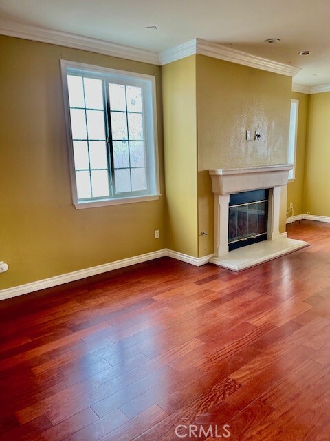 Building Photo - 1211 Chesapeake Dr