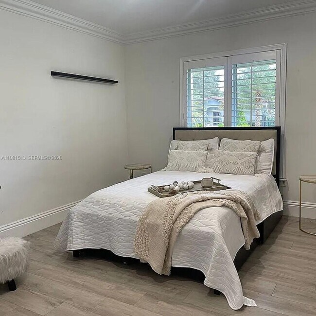 Building Photo - 8801 SW 124th St