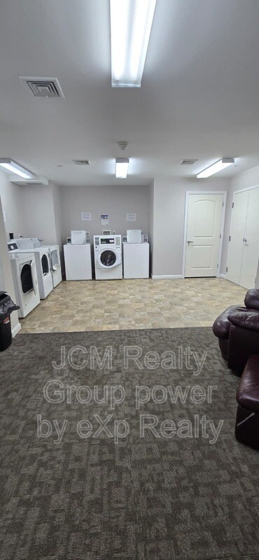 Building Photo - 183 Washington Ave