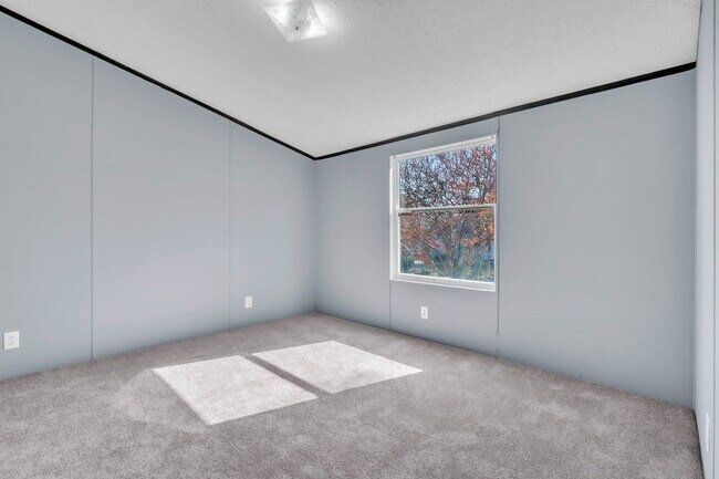 Building Photo - 1 Alice St