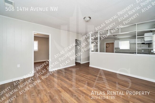 Building Photo - 508 14th Ave NW