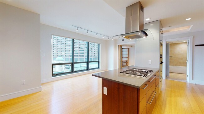 Primary Photo - 45 Province St
