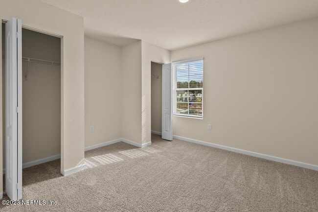 Building Photo - 279 Talulla Trl