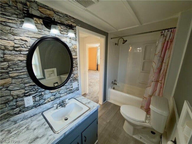 Building Photo - 142 Beaver Ct