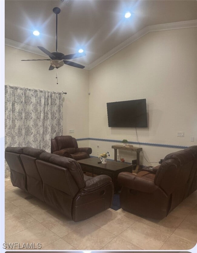 Building Photo - 333 5th St SW