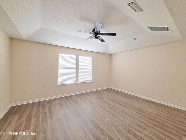 Building Photo - 2354 Sunset Bluff Dr