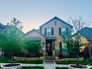 Building Photo - Beautiful 4BR/3BA Highland Home for Rent i...
