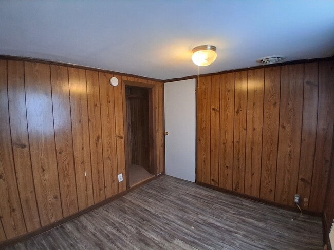 Building Photo - 903 Jewell St