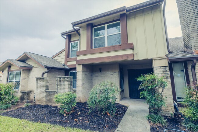 Building Photo - 12553 Wellington Park Dr