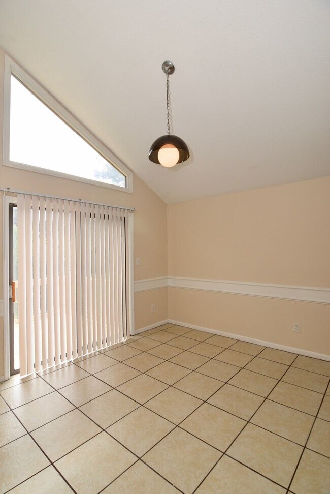 Building Photo - 4154 Arlington Rd