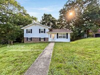 Building Photo - 6821 Knollcrest Dr