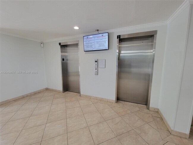 Building Photo - 17620 Atlantic Blvd