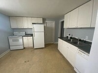 Building Photo - 10 State St