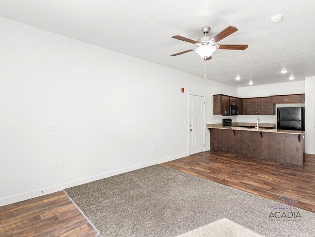 Building Photo - 533 S 850 E