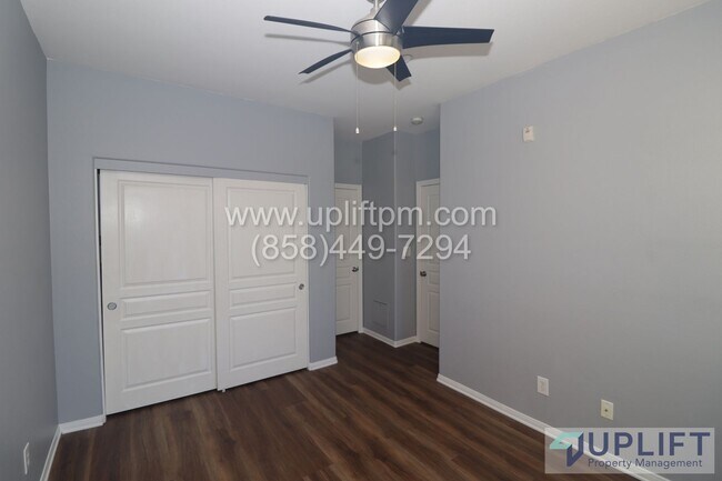 Building Photo - Beautiful 4BR/3BA Townhouse for Lease in Legacy Walk - Southcrest