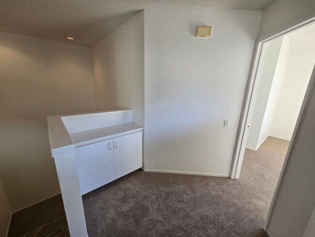 Building Photo - 91-920 Laaulu St #1F