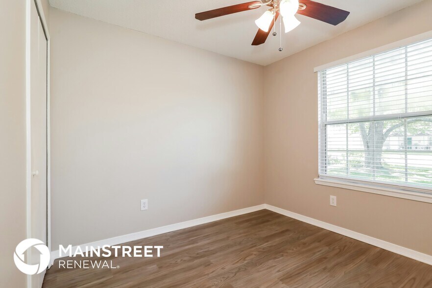 Building Photo - 1312 Cutlass Rd