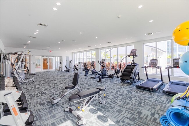 Building Photo - 1950 W 49th St