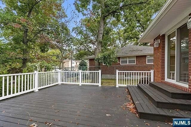 Building Photo - 24 Irving Ave