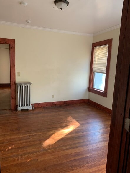 Building Photo - 14 Beacon St