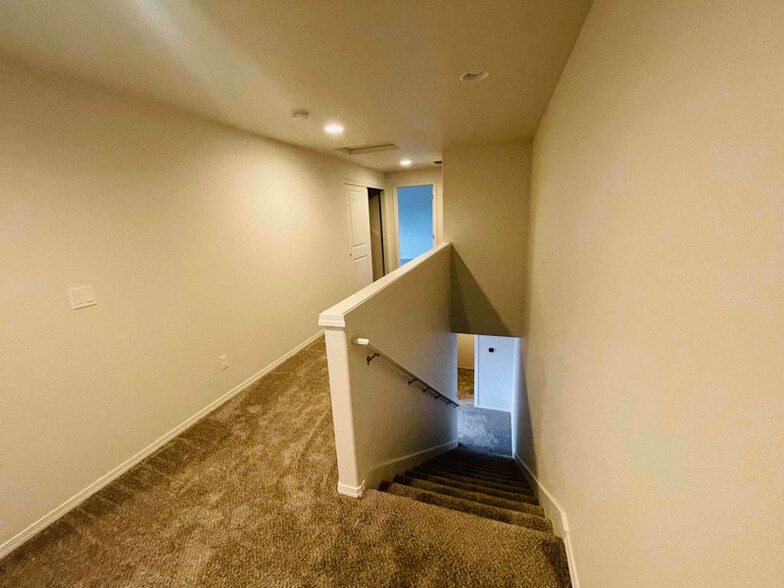 Building Photo - 611 Koontz Rd