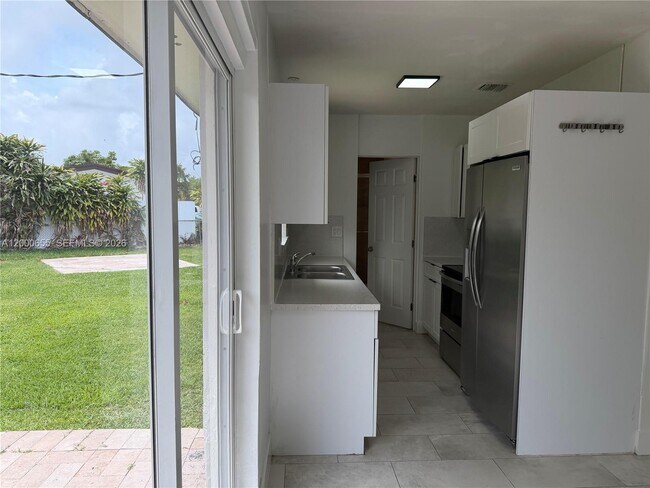 Building Photo - 19701 Christmas Rd