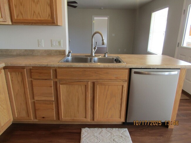 Building Photo - PRICE REDUCED! Charming Home!