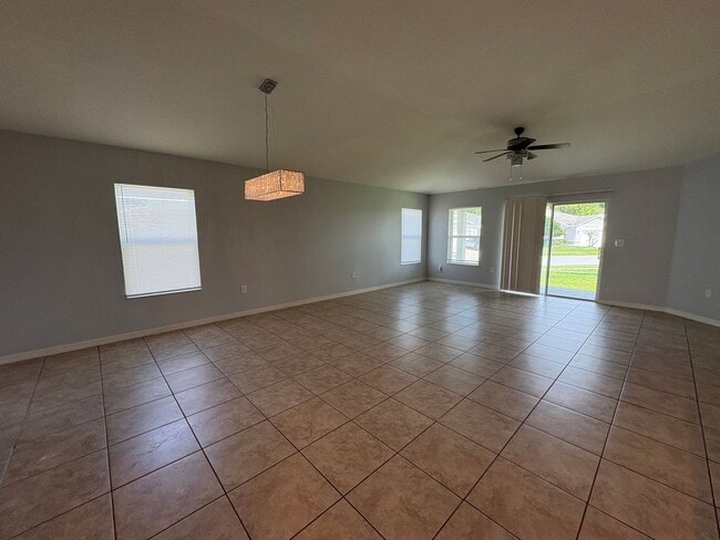 Building Photo - 4751 Maplewild Ln.