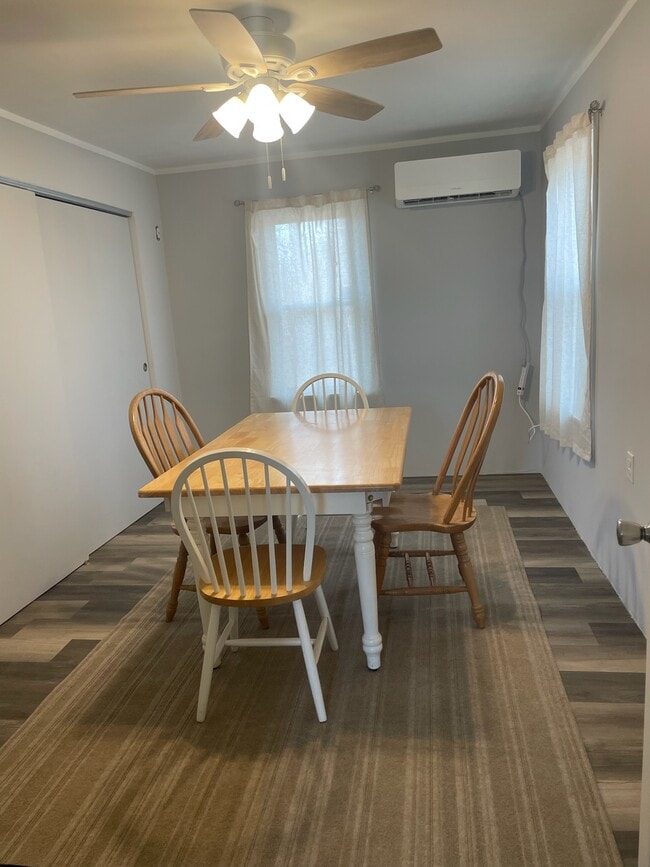 Building Photo - 1390 MO-64