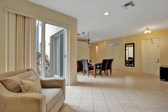 Building Photo - 5897 NW 120th Terrace