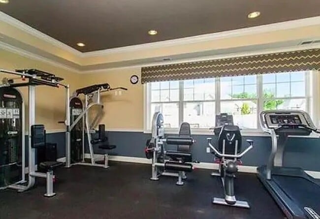 Building Photo - 72 Andrews Way