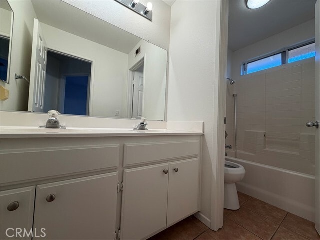 Building Photo - 5569 Hunt Club Dr