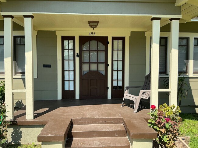 Building Photo - 233 E La Veta Ave