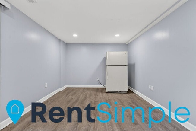 Building Photo - 1433 California St