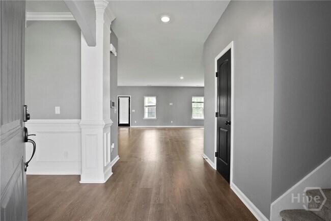 Building Photo - 11 Swallow Tail Cir