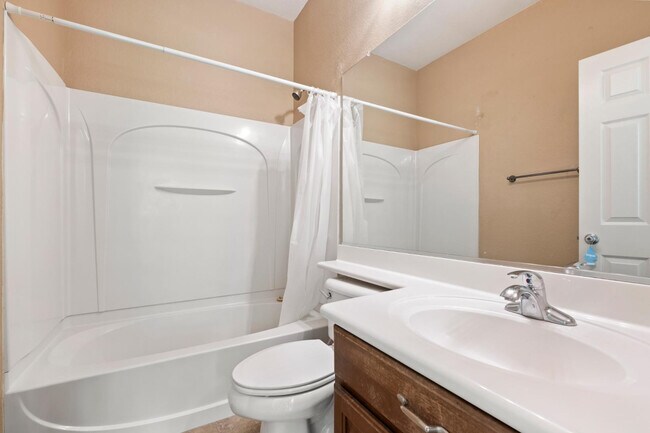 Building Photo - 18813 E Arrowhead Trail