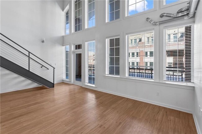 Building Photo - 230 18th St NW