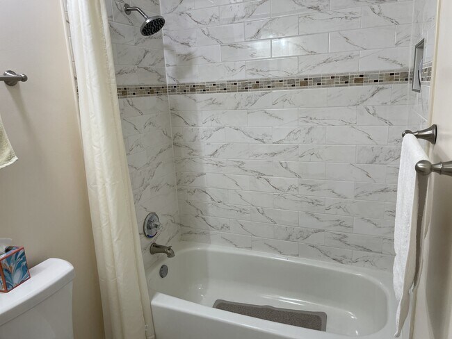 Building Photo - 6108 Castletown Way