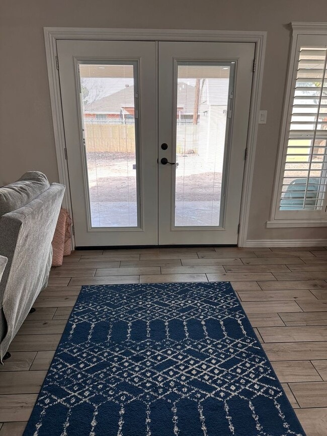 Building Photo - Beautiful fully furnished home with many leasing options available! Contact our office for pricin...