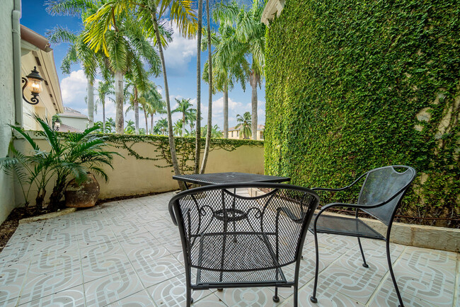 Building Photo - 4510 Island Reef Dr