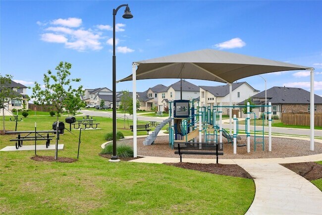 Building Photo - 4902 Seadrift Dr