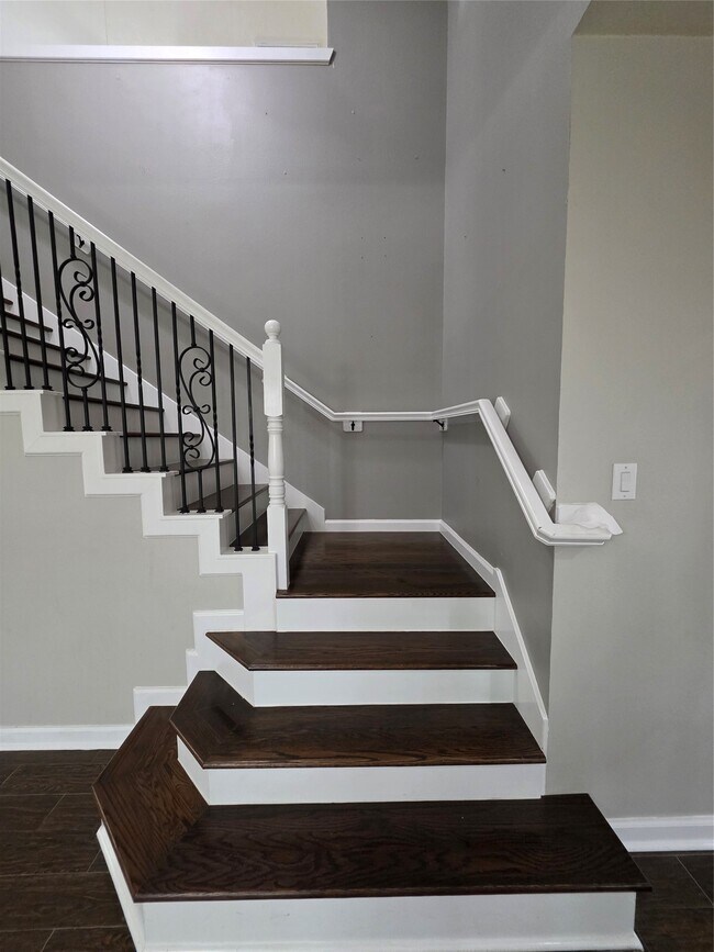 Building Photo - 19415 Bronte Springs Court