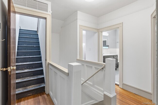 Building Photo - 65 Furnace Dock Rd