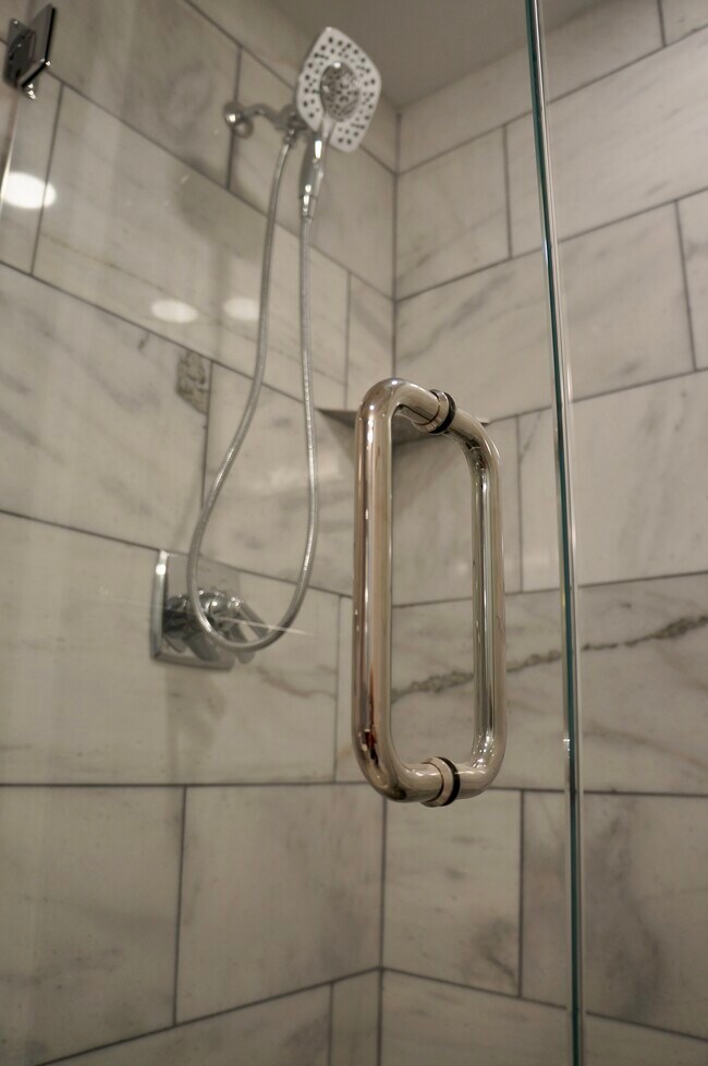 Building Photo - 712 Morgan St