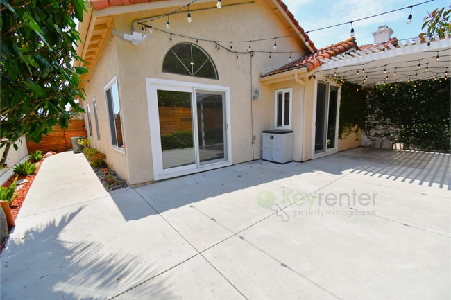 Building Photo - Poway Unified Schools| Single-level detach...